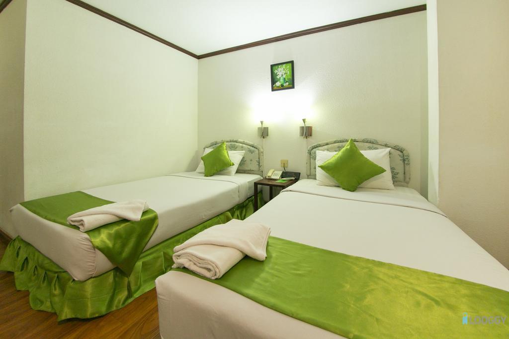 Backpackerz @ Orchid Bed & Breakfast Yangon Exterior photo