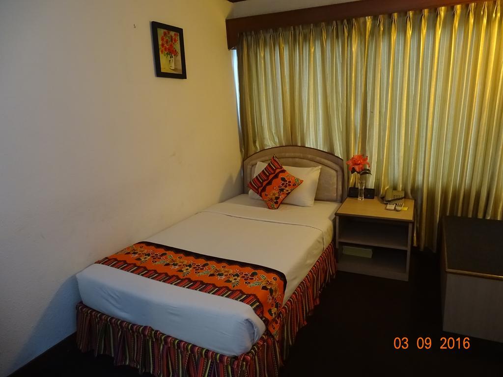 Backpackerz @ Orchid Bed & Breakfast Yangon Exterior photo