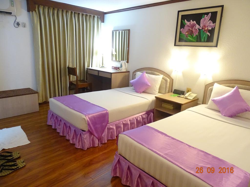Backpackerz @ Orchid Bed & Breakfast Yangon Exterior photo