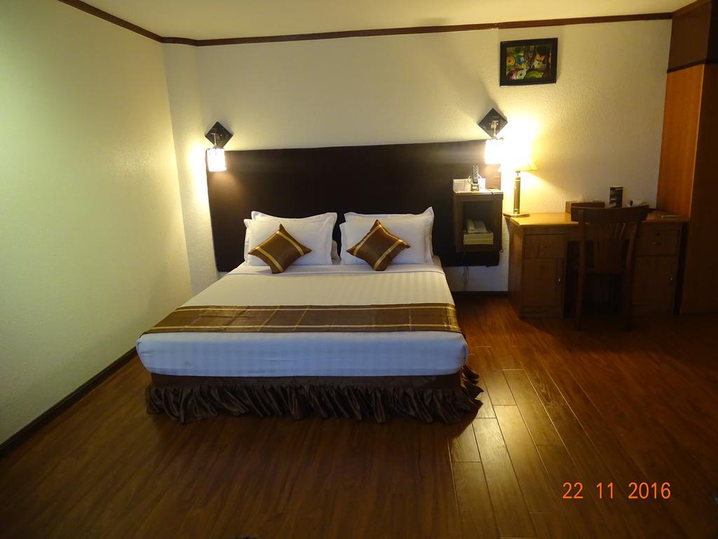 Backpackerz @ Orchid Bed & Breakfast Yangon Exterior photo